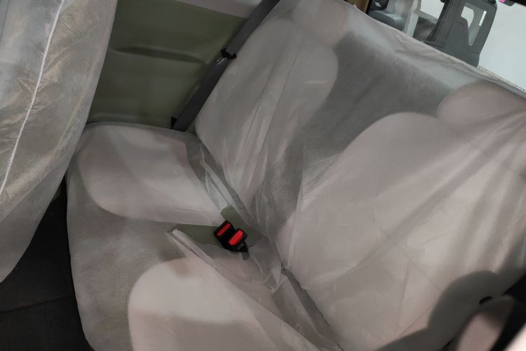 吉利银河 2025款 210km 熊猫骑士中控内饰7004