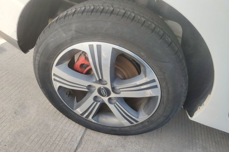 江汽集团 瑞风S2 2018款 智驱版 1.5L 手动豪华智能型车身外观6008