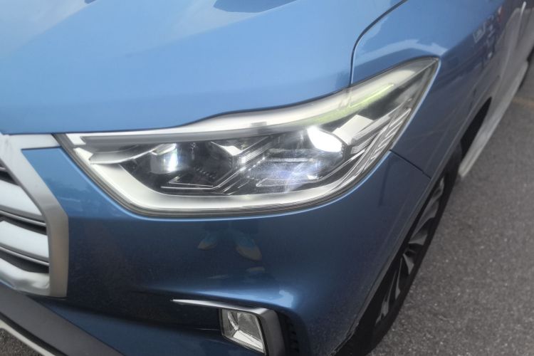 上汽大通MAXUS D90 2017款 2.0T 自动四驱 天狼星局部细节36