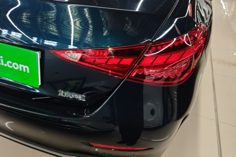 奔驰C级 2023款 改款 C 200 L 运动版车身外观6006