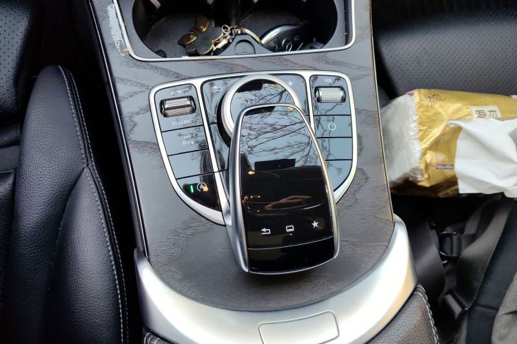 奔驰C级 2016款 C 200 L 运动型中控内饰18