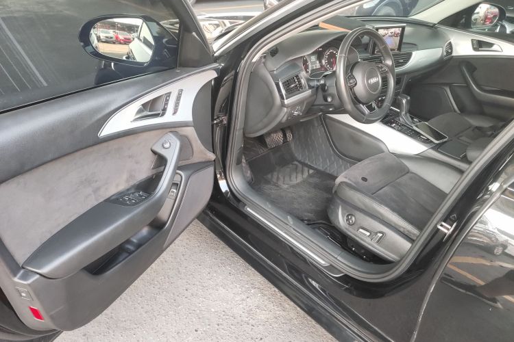 奥迪A6(进口) 2017款 Avant 40 TFSI 运动型中控内饰20