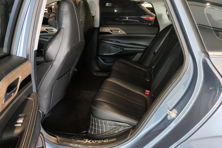 小鹏P5 2021款 460G+中控内饰21