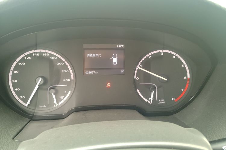 观致3 2018款 三厢 1.6L 自动领先型中控内饰14