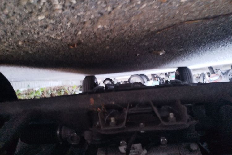 五菱汽车 宏光MINIEV 2022款 马卡龙时尚款 磷酸铁锂局部细节9008