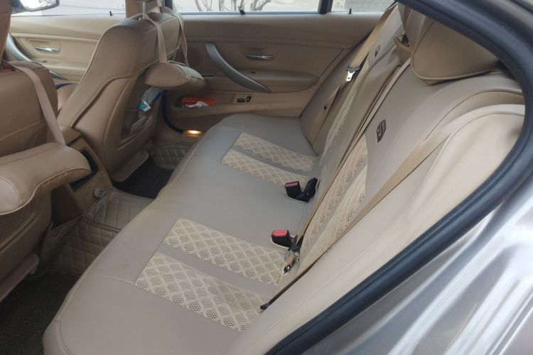 宝马3系 2014款 320Li 时尚型中控内饰7004