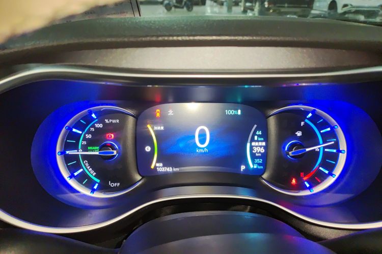 克莱斯勒 大捷龙PHEV(进口) 2019款 3.6L 插电混动版中控内饰14