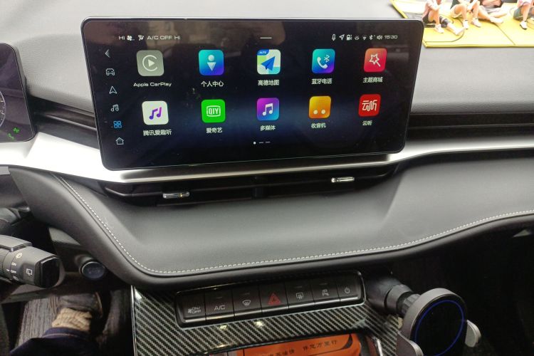 哈弗H6 2021款 第三代 1.5T 自动两驱Supreme中控内饰16
