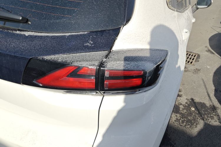 长安CS15 2021款 1.5L 手动进取型车身外观9