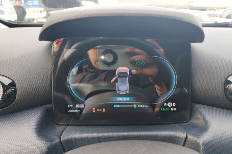 零跑汽车 零跑T03 2022款 耀金版中控内饰14