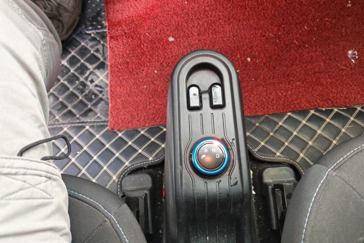 五菱汽车 宏光MINIEV 2020款 自在款 磷酸铁锂中控内饰18