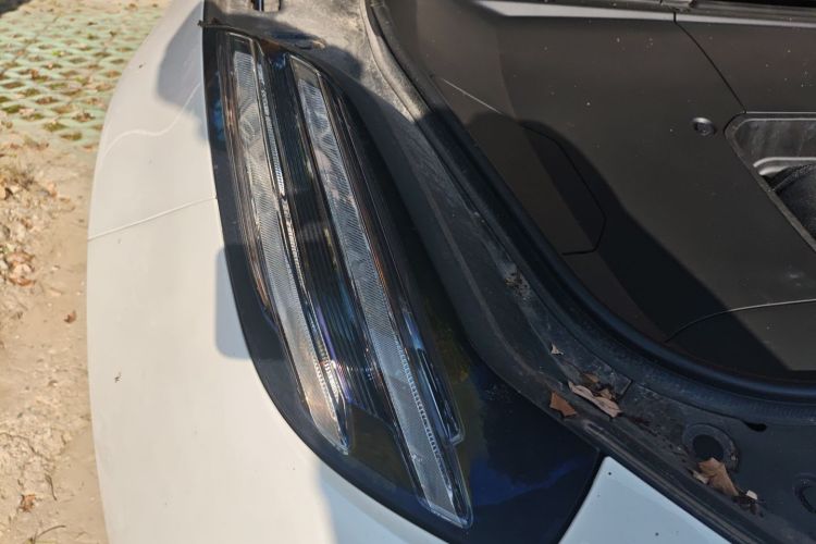 极氪001 2022款 超长续航双电机 YOU版车身外观6006