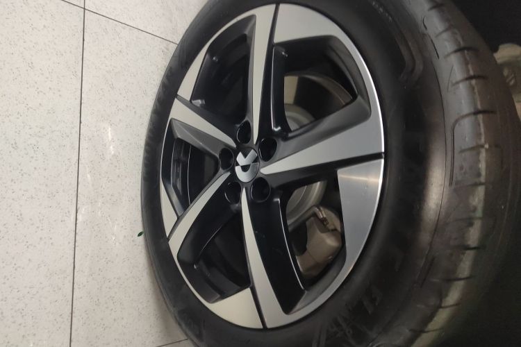 蔚来ES6 2024款 75kWh车身外观6002