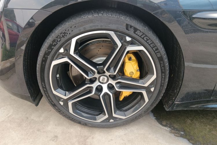 小米汽车 小米SU7 2024款 四驱Max创始版车身外观6007