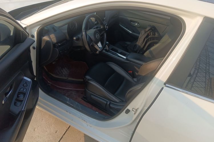 日产 轩逸 2020款 1.6L XL CVT悦享版中控内饰20