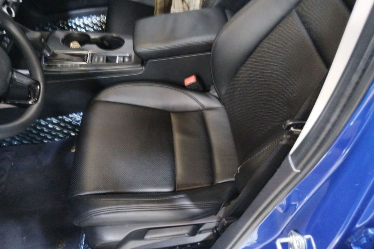 本田 思域 2022款 240TURBO CVT劲动版局部细节19