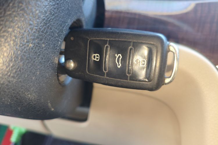 大众 朗逸 2013款 改款经典 1.6L 自动舒适版中控内饰11