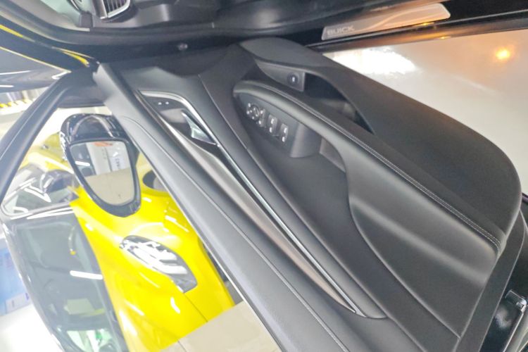 别克 君越 2022款 552T 豪华型中控内饰47