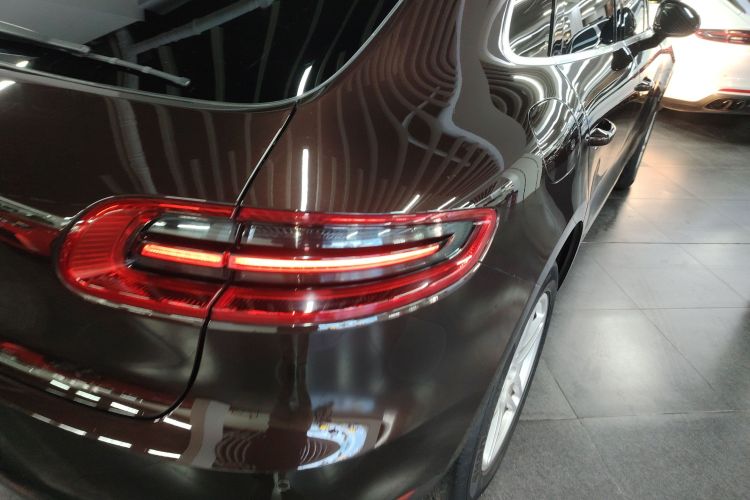 保时捷 2017款  Macan 2.0T车身外观6006