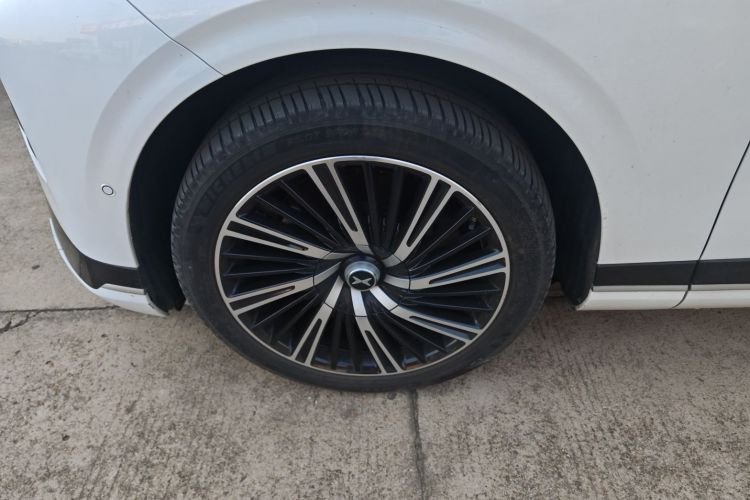 小鹏G9 2022款 702 Max车身外观6007