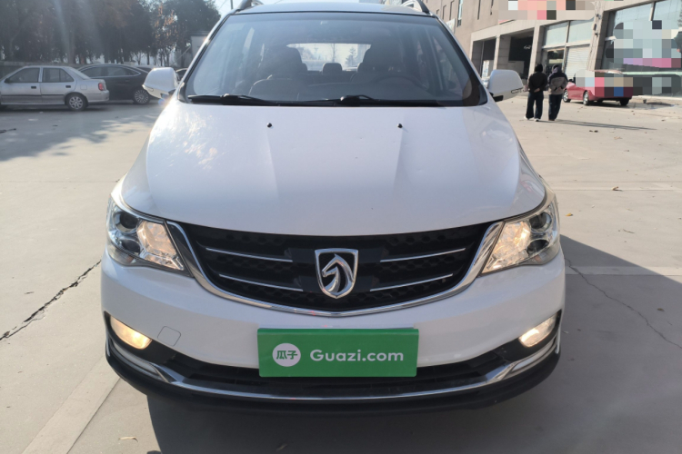 宝骏730 2016款 1.5L 手动舒适型 7座 国V车身外观2