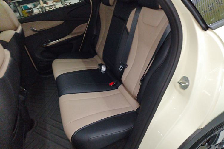 比亚迪 海豚 2025款 智驾版 410km 时尚版中控内饰7004