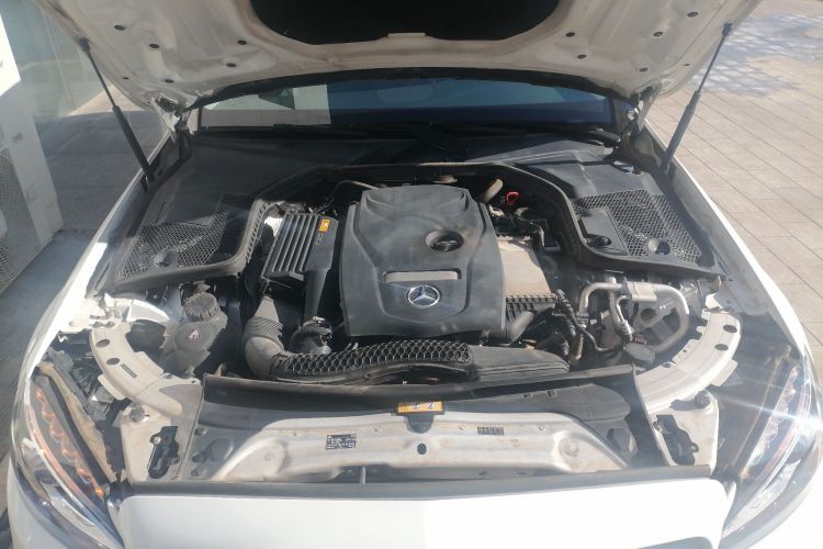 奔驰C级 2018款 C 180 L 时尚型运动版局部细节24