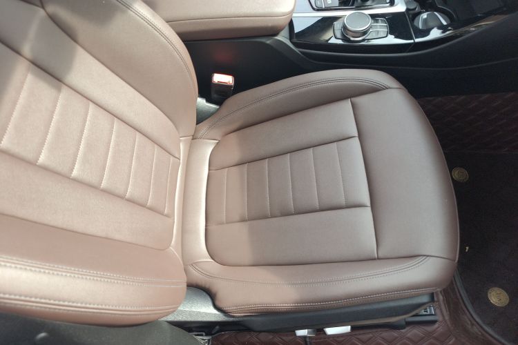 宝马X3 2018款 xDrive25i M运动套装 国VI局部细节41