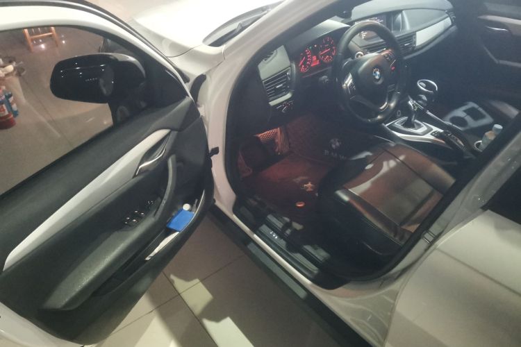 宝马X1 2014款 sDrive18i 领先型中控内饰20