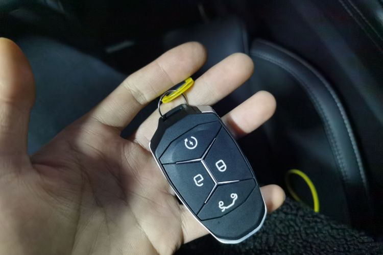 领克03 2021款 2.0TD 自动劲 冠军版中控内饰7001