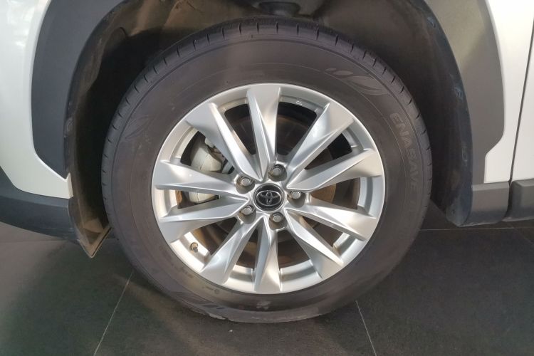 丰田 卡罗拉锐放 2022款 2.0L 豪华版车身外观6007