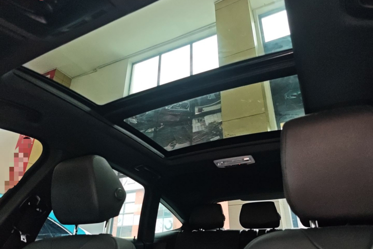 宝马3系GT 2020款 320i M运动套装局部细节22