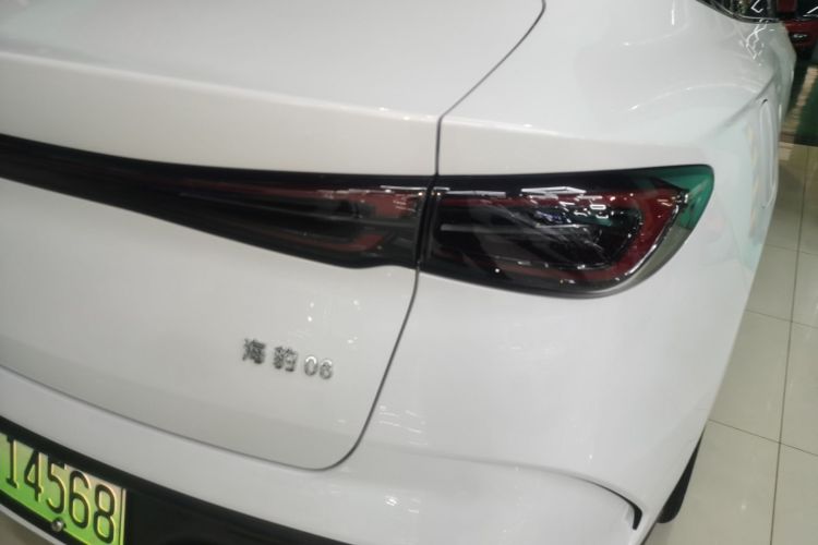 比亚迪 海豹06新能源 2024款 DM-i 120KM旗舰型车身外观6006