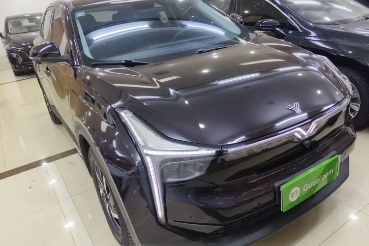 哪吒汽车 哪吒U 2021款 Pro 500 环球版车身外观3