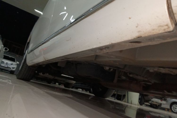 广汽传祺 传祺M8 2018款 320T 尊享版局部细节9001