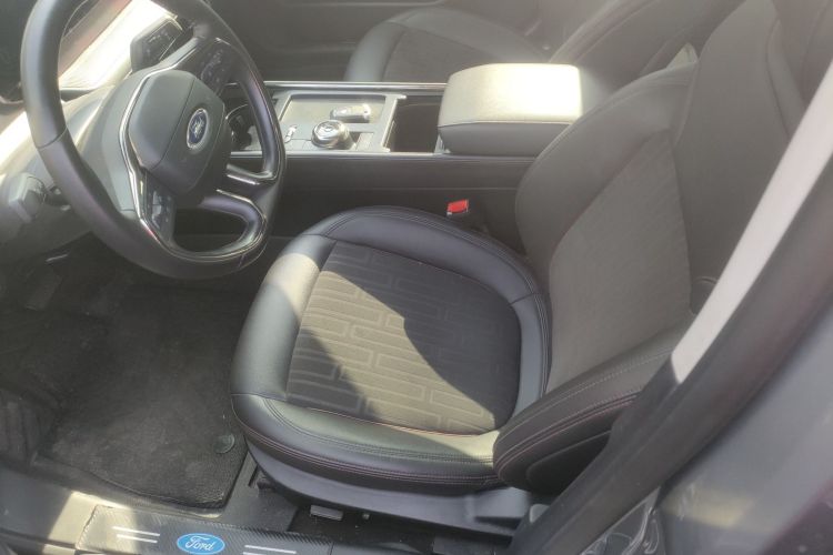 福特 蒙迪欧 2022款 改款 EcoBoost 245 豪华型中控内饰19