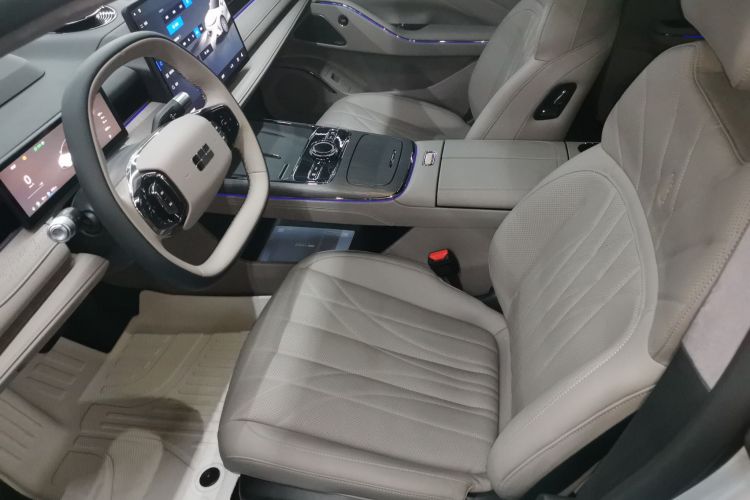 吉利银河 银河星耀8 2025款 130km EM-i 旗舰版中控内饰19