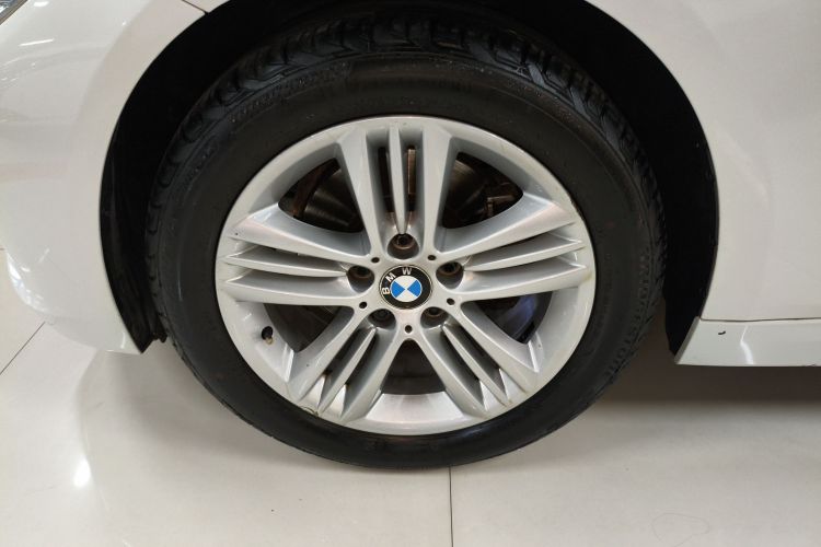 宝马3系 2017款 320Li 时尚型车身外观6007