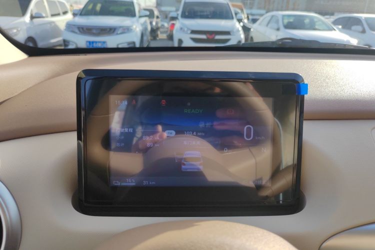 五菱汽车 宏光MINIEV 2025款 四门版 进阶款中控内饰14