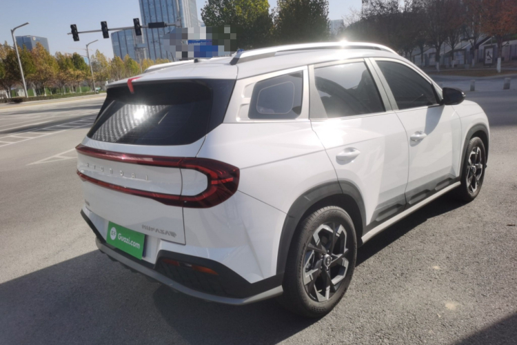 北京现代ix35 2023款 沐飒 2.0L 豪华版DLX车身外观7