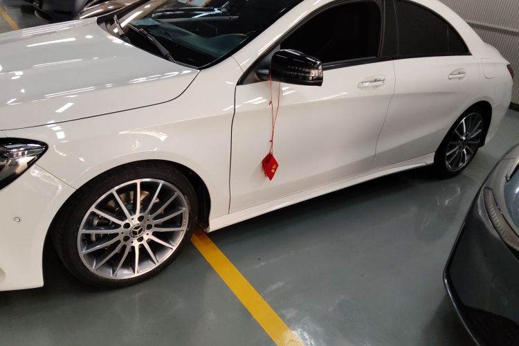 奔驰CLA 2018款 CLA 220 4MATIC车身外观4