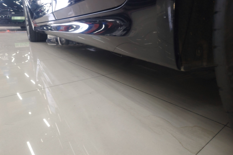 宝马5系 2018款 525Li M运动套装局部细节9002