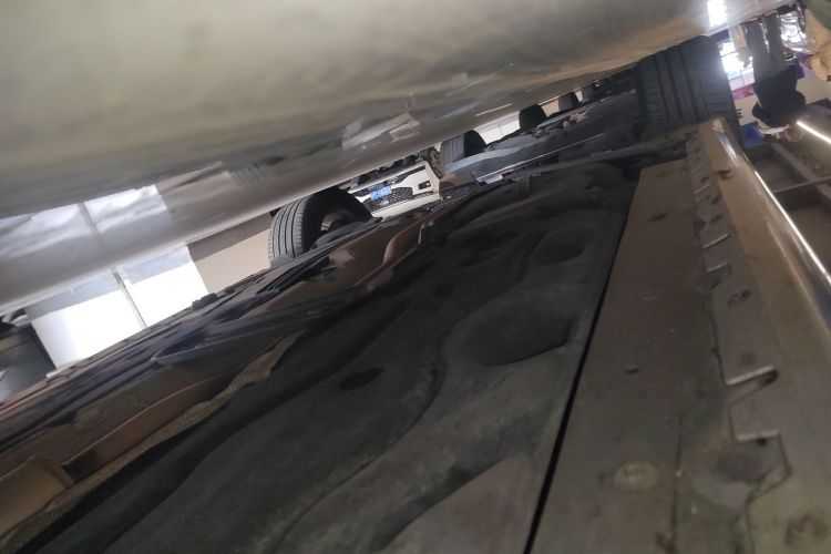 宝马X1 2019款 sDrive18Li 尊享型局部细节9001