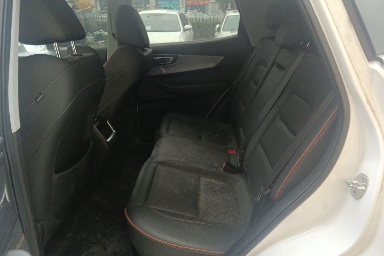 奇瑞 瑞虎5x 2020款 1.5L CVT时尚版中控内饰21