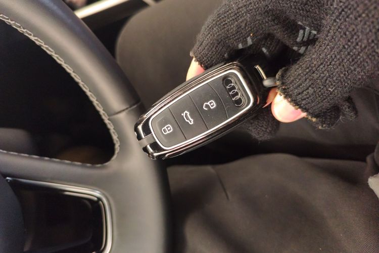 奥迪A3 2023款 改款 Sportback 35 TFSI 时尚运动型中控内饰11