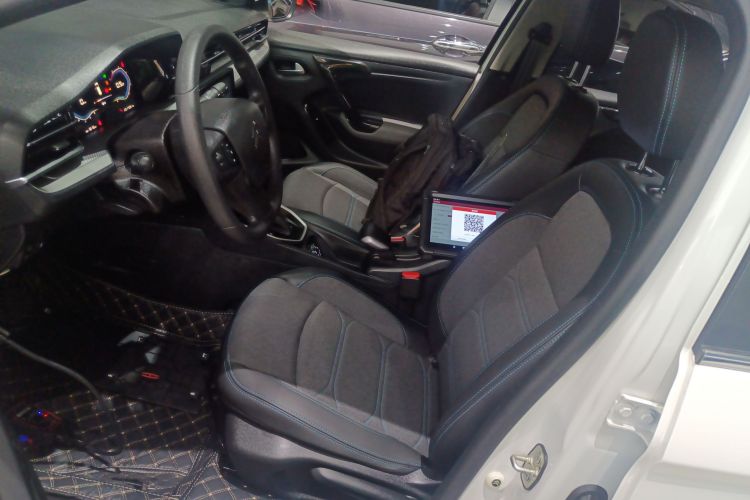 雪铁龙C3-XR 2021款 190THP DCT致尚版中控内饰19