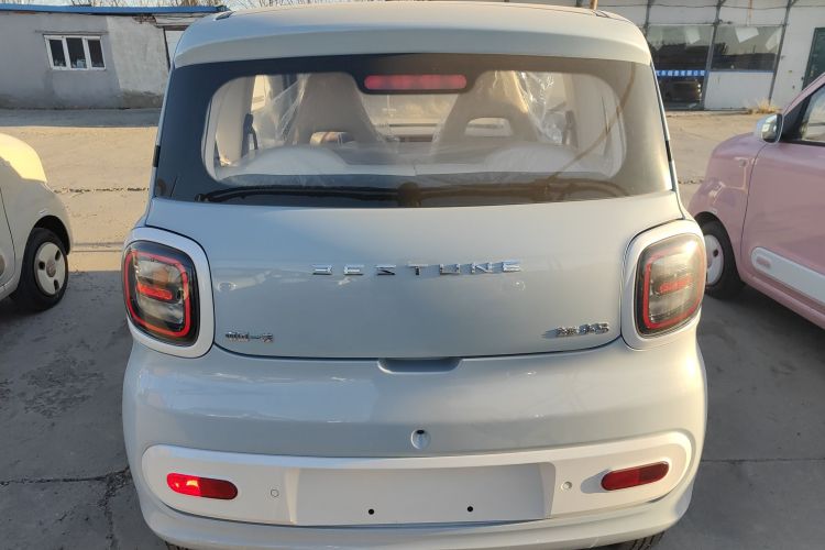 奔腾小马 2026款 222km 萌趣马 Plus车身外观6