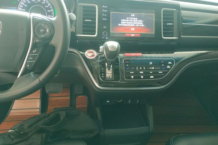 本田 艾力绅 2019款 2.0L 混动豪华版中控内饰18