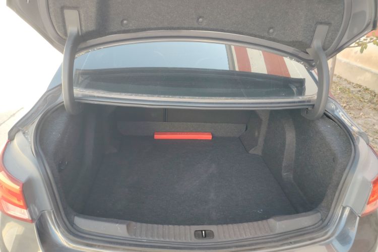 别克 威朗 2017款 三厢 15S 自动领先型机舱底盘23