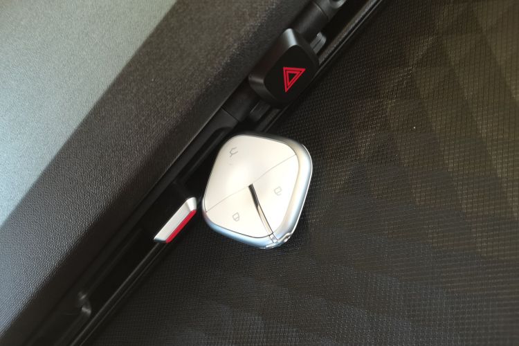 五菱汽车 宏光MINIEV 2022款 GAMEBOY 200km 玩咖款 磷酸铁锂中控内饰11